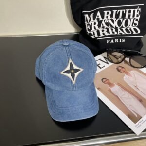Louis Vuitton Lv Day Cap In Denim