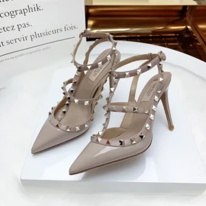 Valentino Garavani Patent 100MM Rockstud Caged Pumps