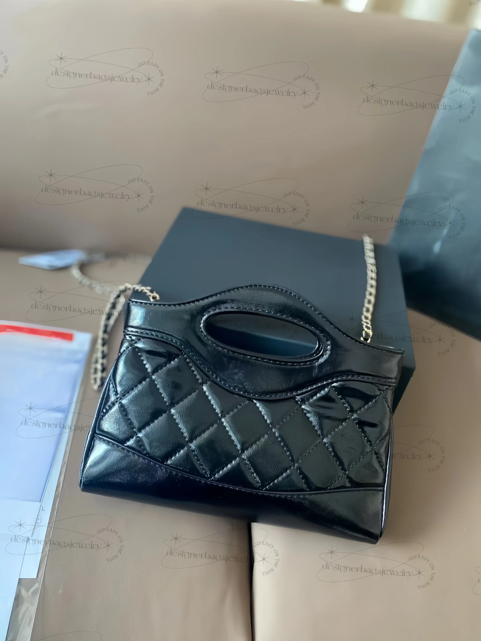 Chanel Mini Shiny Calfskin 31 Shopping Bag - Image 4