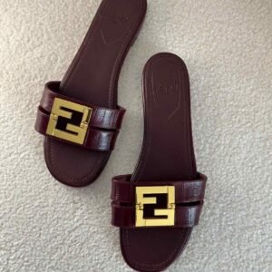 Fendi Ffold Leather Flat Sandals