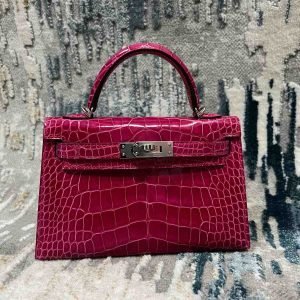 Hermes Kelly 20 Crocodile Shiny Leather
