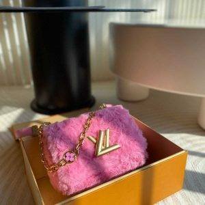 Louis Vuitton LV Twist MM Shearling