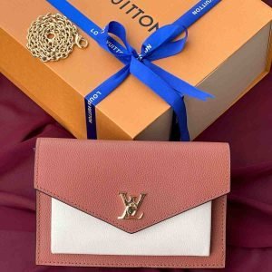 Louis Vuitton Pochette Lock Me Chain Shoulder Bag M63470